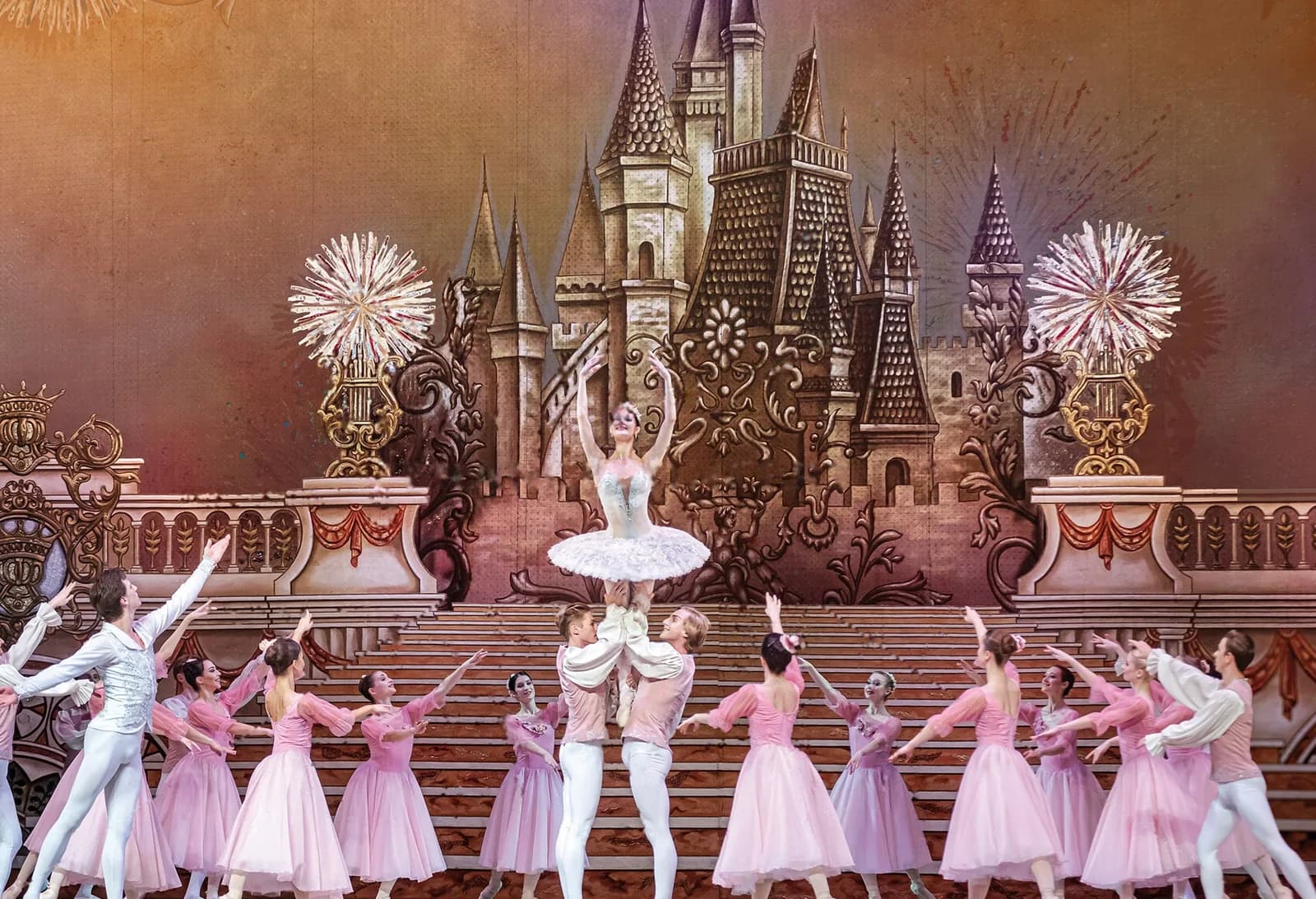 Valse des fleurs, robes rose poudré sur fond ocre
